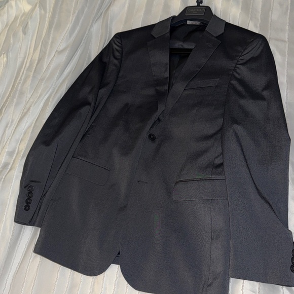 Caravelli Elegant grey Suit - Picture 2 of 5